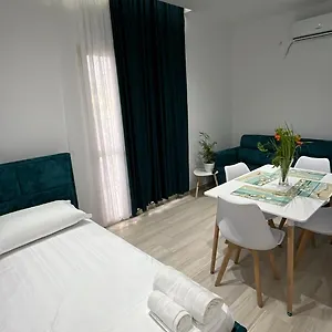 Luani , Wlora Albania
